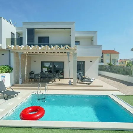 Villa Golden Rose