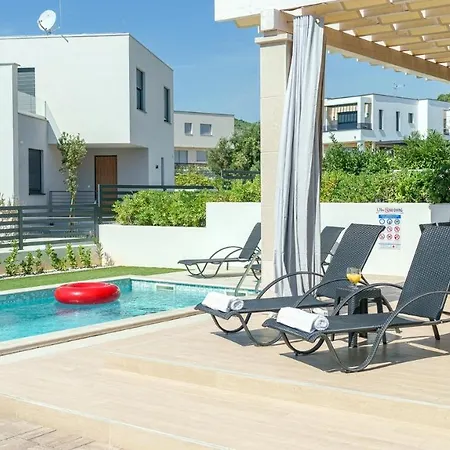 Villa Golden Rose